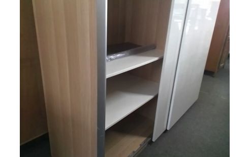 ARMOIRE 2P COULISSANTES AVEC PENDERIES ET RANGEMENT (H240)