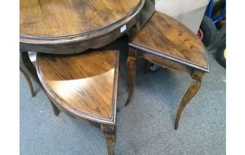 TABLE BASSE CHENE FONCE AVEC 4 TABOURETS STYLE LOUIS XV