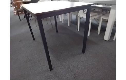 TABLE Style indus